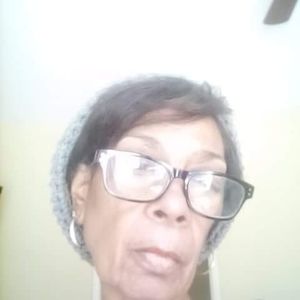 Meet your Posher, Charlette